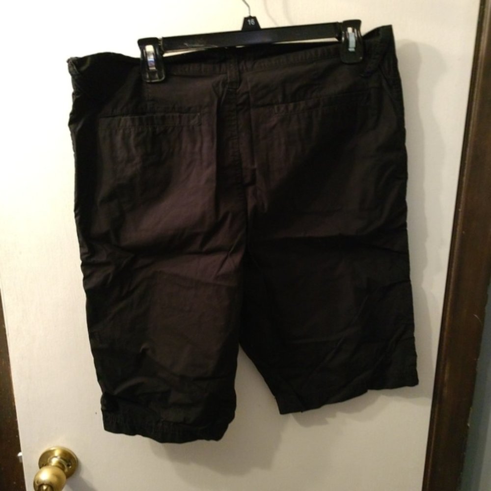 American Rag Cargo Shorts - Picture 3 of 3